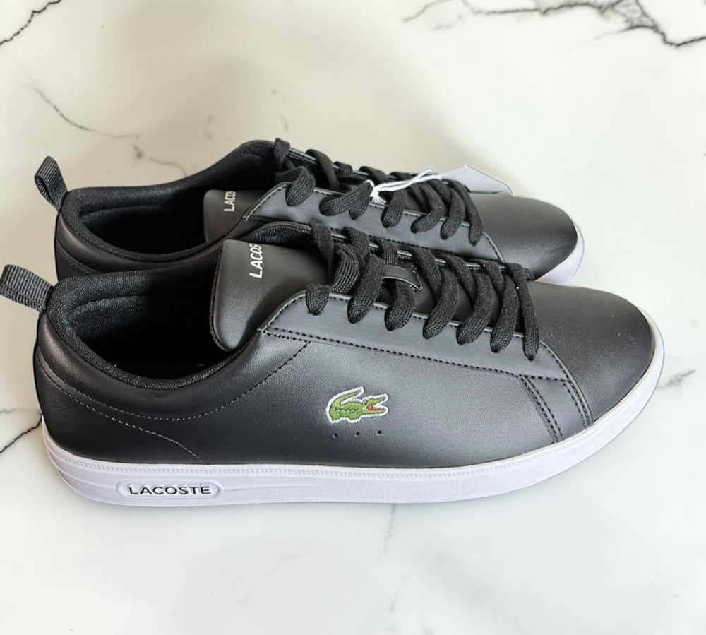 Lacoste Men’s US Size 9 — Black/White Low-Top Sneakers